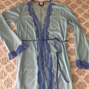 XS / S Victoria Secret Robe